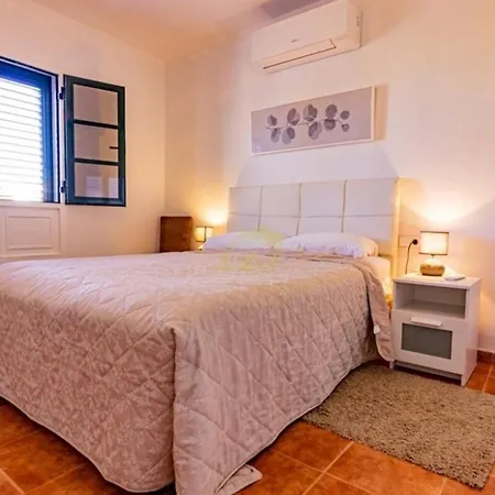 Villa Sarita *